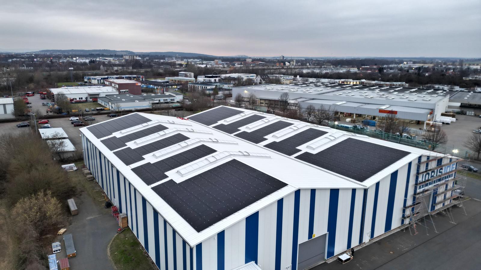 Photovoltaik auf einer Gewerbehalle